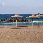 Live Puertito Muelle * 圭马尔港